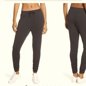 Zella Sloane Slouchy Joggers